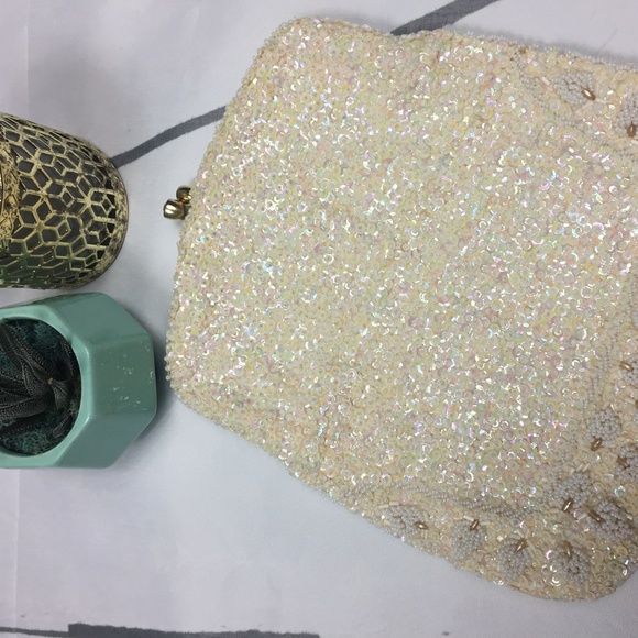 VINTAGE Handmade beaded clutch by The Broadway - Picture 4 of 8